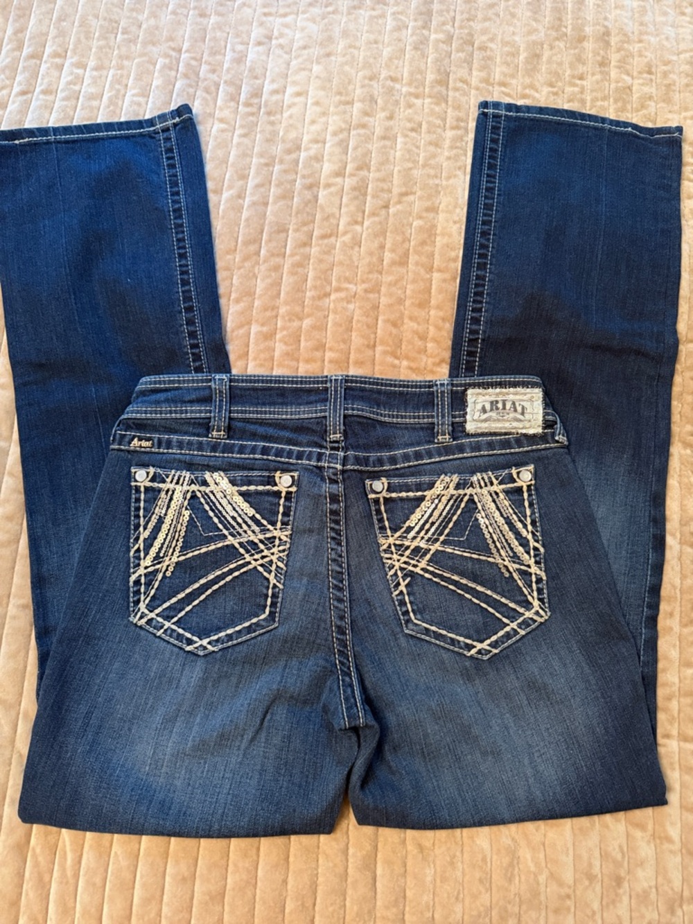 Ariat Women's Dark Blue Bootcut Jeans with sequins on pockets 30/33